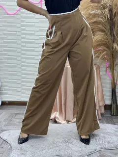 XJR069-100696 PANTALON CASUAL DAMA LISO CON DETALLE DE RAYAS A LOS COSTADO