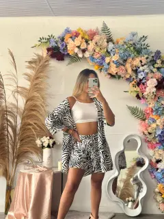 HZS212-062120 SET CORTO PLAYERO CON ESTAMPADO ANIMAL PRINT