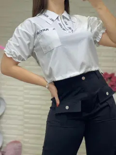 LJR295-042954 CAMISA CON ARRUCHE EN MANGAS Y ELASTICA AJUSTABLE EN RUEDO