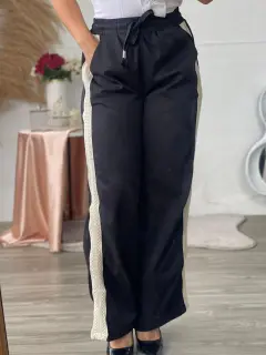 LJR188-041875 PANTALON CASUAL CON PRETINA AJUSTABLE Y DETALLES A LOS LADOS